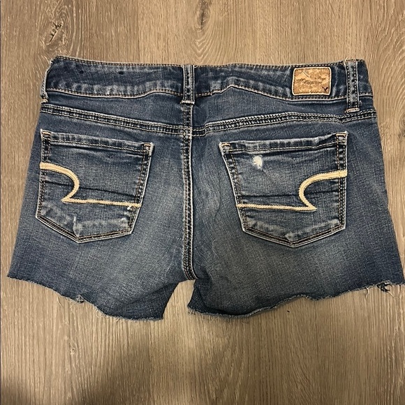 Vintage Y2K American Eagle Outfitters Low Rise Distressed Cut-Off shorts - Picture 3 of 9